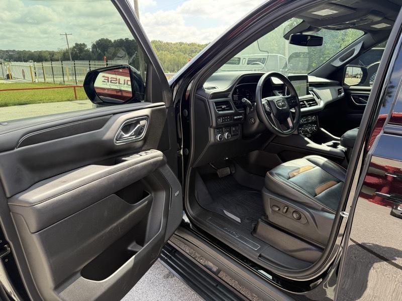 GMC Yukon 4WD 4dr AT4 2023