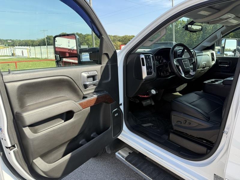 GMC Sierra 3500HD 4WD Crew Cab 167.7" SLT 2017