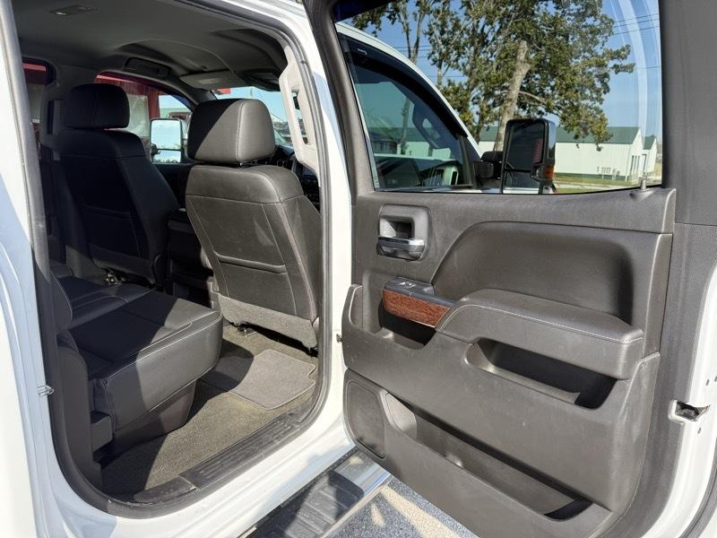 GMC Sierra 3500HD 4WD Crew Cab 167.7" SLT 2017