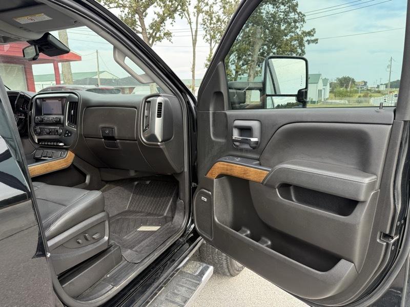 Chevrolet Silverado 3500HD 4WD Crew Cab 167.7" LTZ 2018
