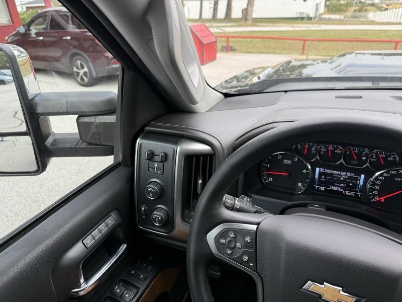 Chevrolet Silverado 3500HD 4WD Crew Cab 167.7" LTZ 2018