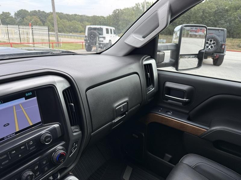 Chevrolet Silverado 3500HD 4WD Crew Cab 167.7" LTZ 2018