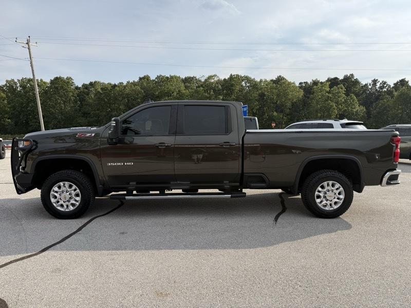 Chevrolet Silverado 3500HD 4WD Crew Cab 172" LT 2022