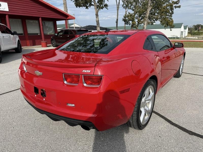 Chevrolet Camaro 2dr Cpe 2SS 2011