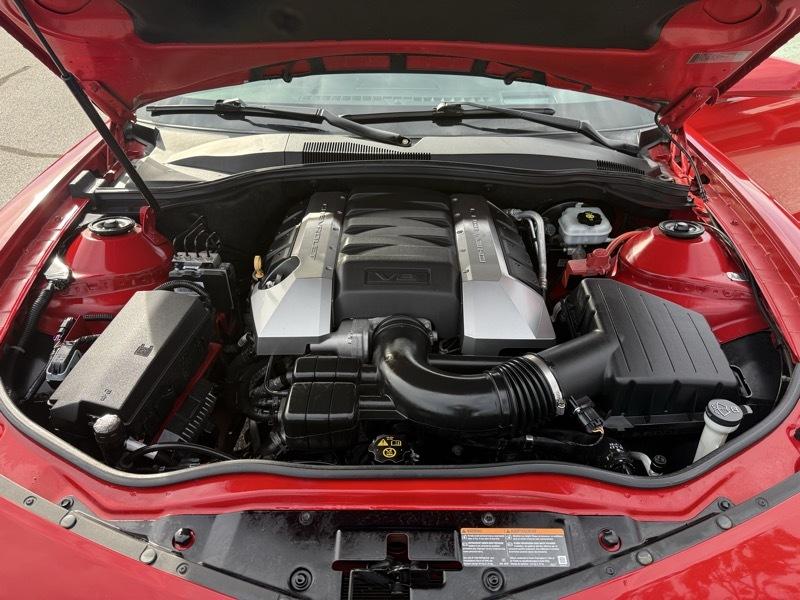 Chevrolet Camaro 2dr Cpe 2SS 2011