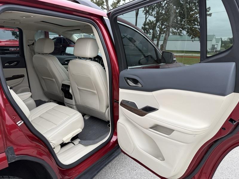 GMC Acadia AWD 4dr Denali 2020