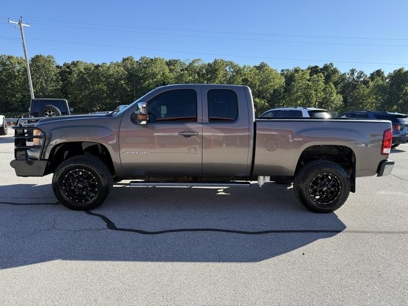 GMC Sierra 2500HD 4WD Ext Cab 144.2" SLT 2013