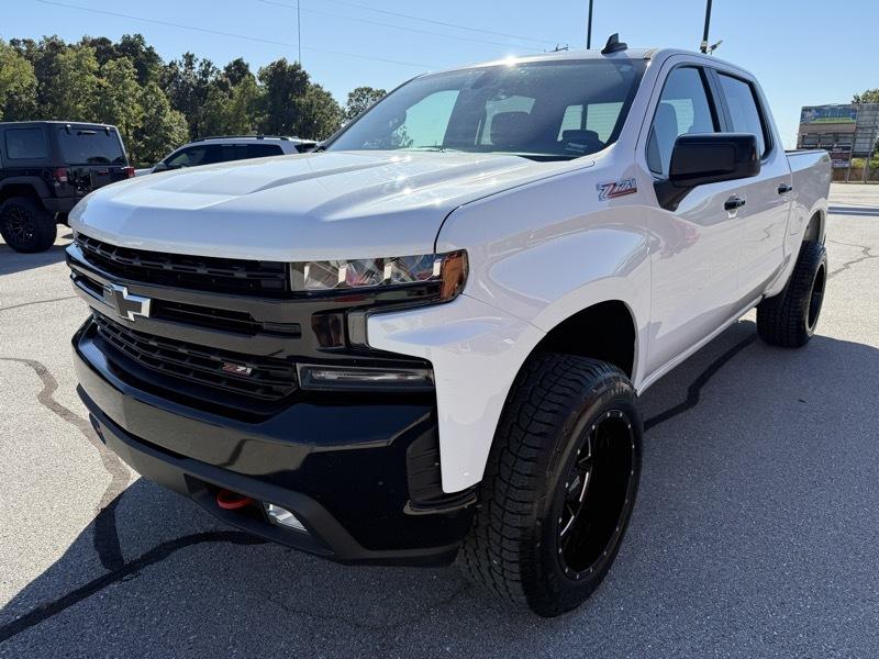 Chevrolet Silverado 1500 4WD Crew Cab 147" LT Trail Boss 2020