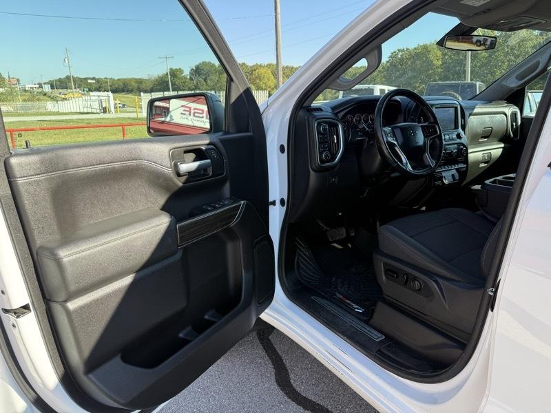 Chevrolet Silverado 1500 4WD Crew Cab 147" LT Trail Boss 2020