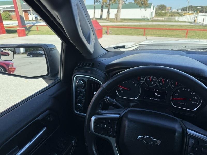 Chevrolet Silverado 1500 4WD Crew Cab 147" LT Trail Boss 2020
