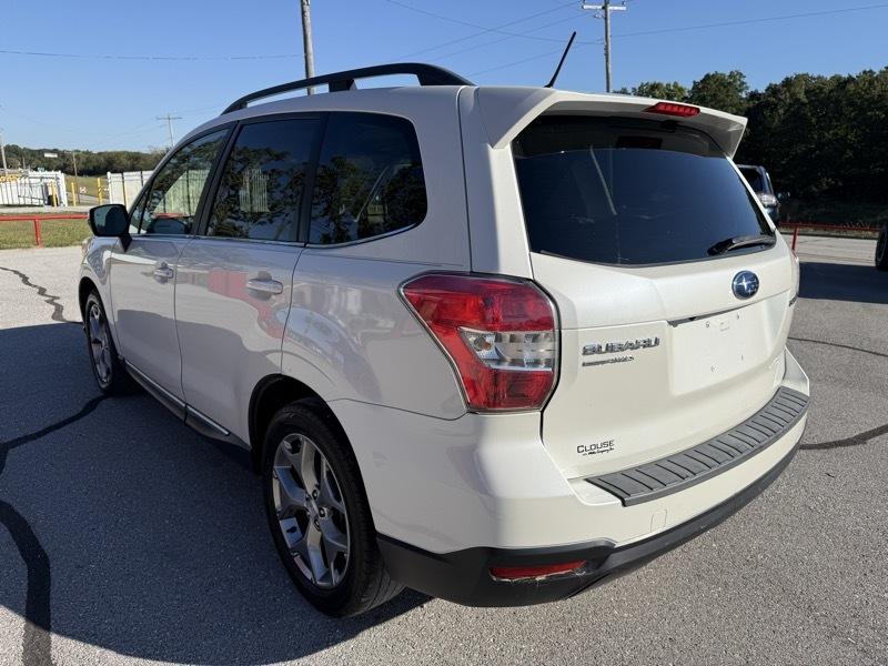 Subaru Forester 4dr CVT 2.5i Touring PZEV 2015