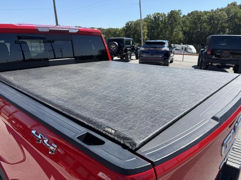 GMC Sierra 1500 4WD Crew Cab 147" Elevation 2020