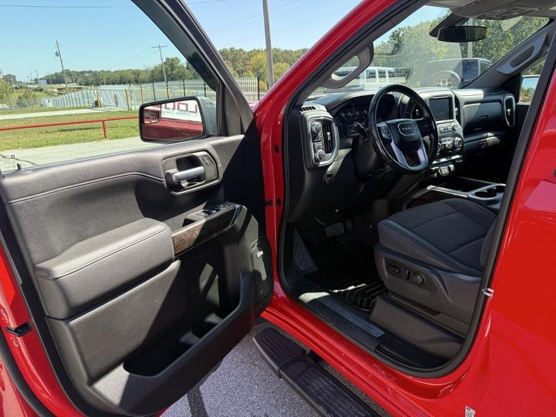 GMC Sierra 1500 4WD Crew Cab 147" Elevation 2020