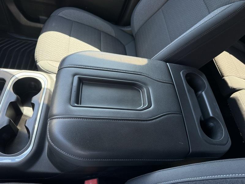 GMC Sierra 1500 4WD Crew Cab 147" Elevation 2020