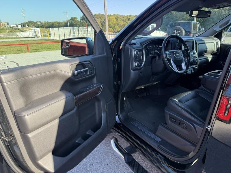 GMC Sierra 1500 4WD Crew Cab 147" SLT 2020