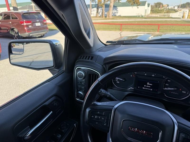 GMC Sierra 1500 4WD Crew Cab 147" SLT 2020