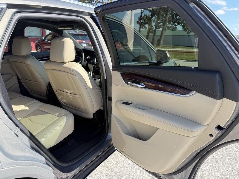 Cadillac XT5 FWD 4dr Premium Luxury 2017