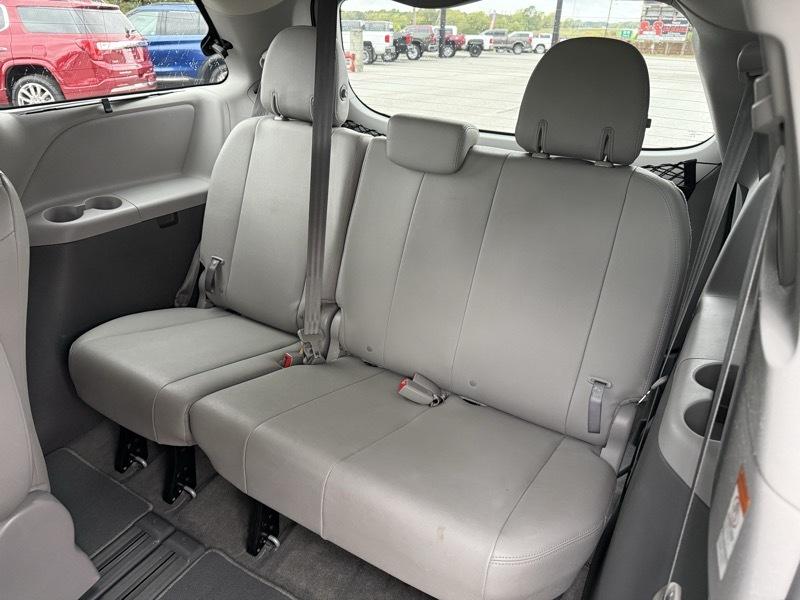 Toyota Sienna XLE Auto Access Seat FWD 7-Passenger (Natl) 2018