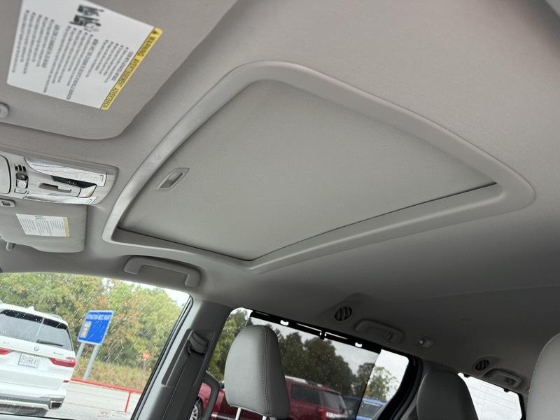 Toyota Sienna XLE Auto Access Seat FWD 7-Passenger (Natl) 2018