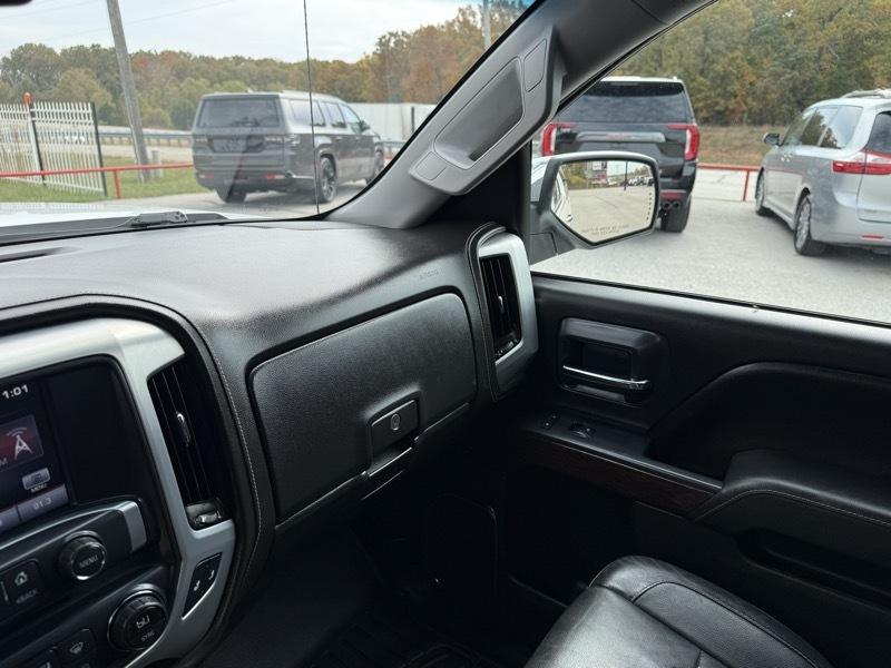 GMC Sierra 1500 4WD Crew Cab 143.5" SLT 2015