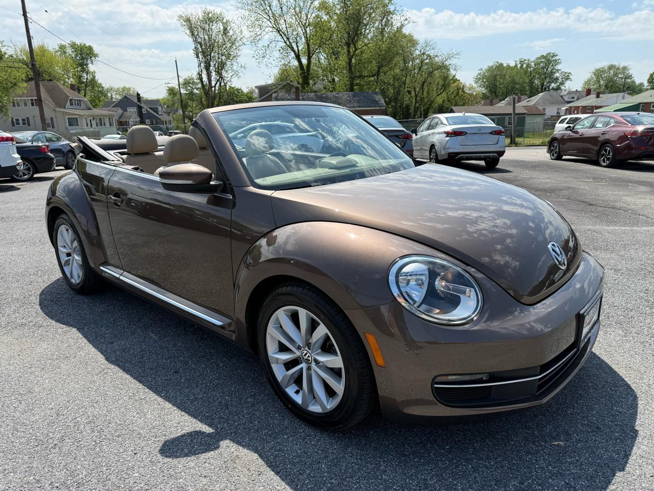 Volkswagen Beetle Convertible 2dr DSG 2.0L TDI 2013