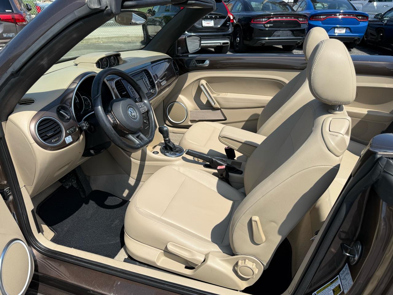 Volkswagen Beetle Convertible 2dr DSG 2.0L TDI 2013