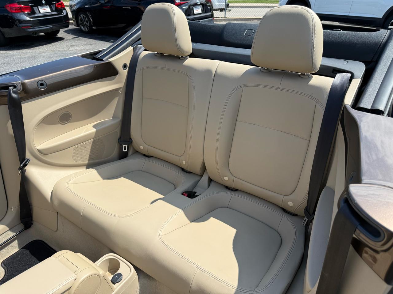 Volkswagen Beetle Convertible 2dr DSG 2.0L TDI 2013