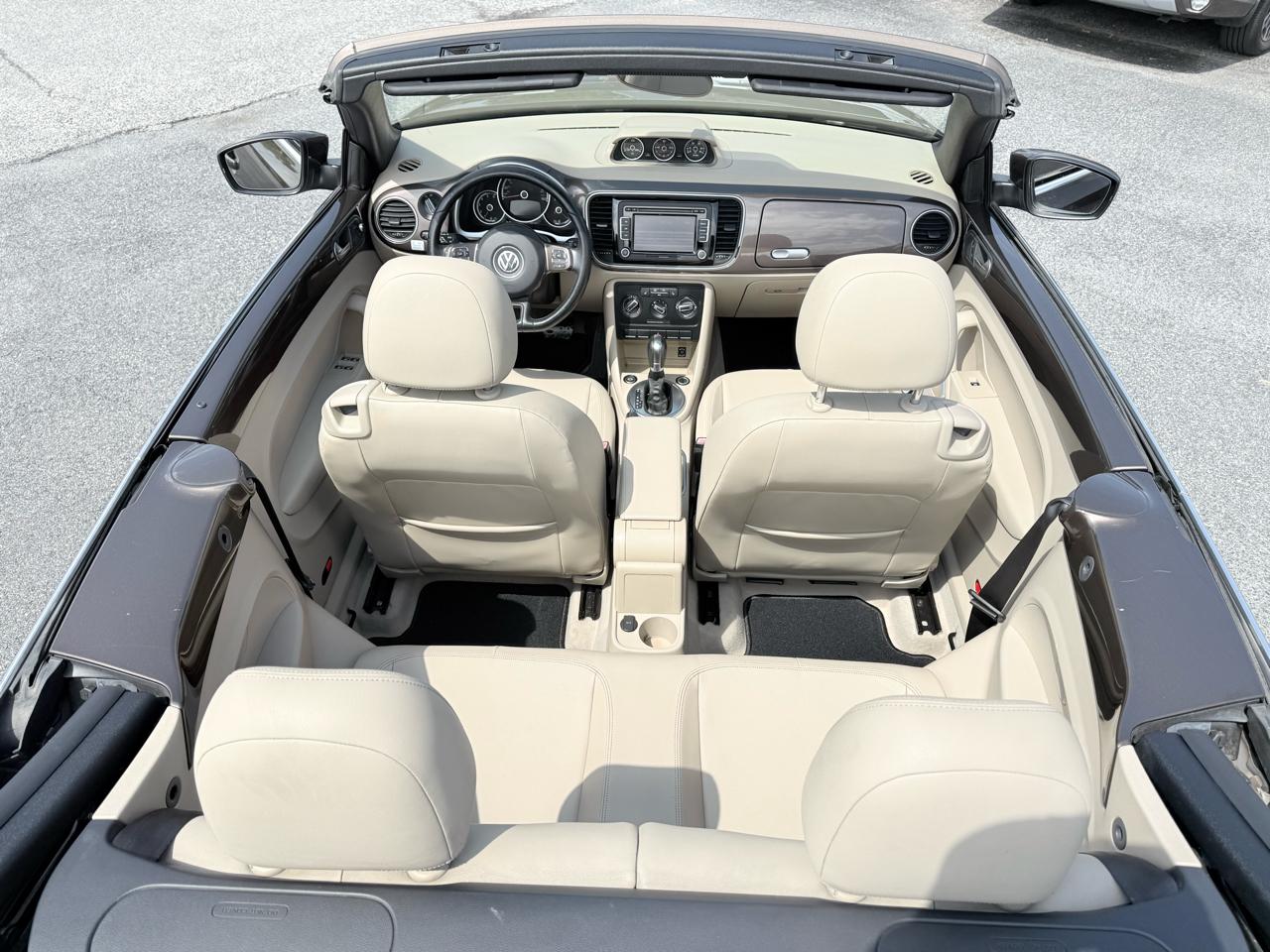 Volkswagen Beetle Convertible 2dr DSG 2.0L TDI 2013