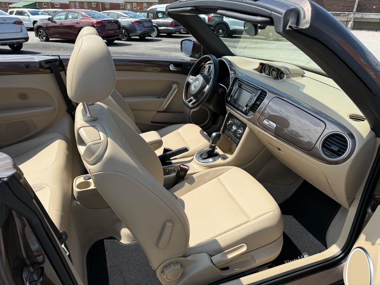 Volkswagen Beetle Convertible 2dr DSG 2.0L TDI 2013