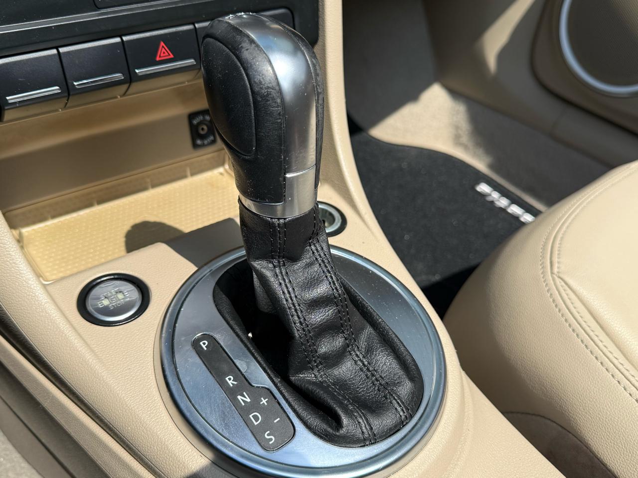 Volkswagen Beetle Convertible 2dr DSG 2.0L TDI 2013