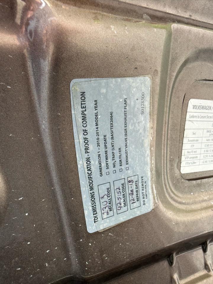 Volkswagen Beetle Convertible 2dr DSG 2.0L TDI 2013