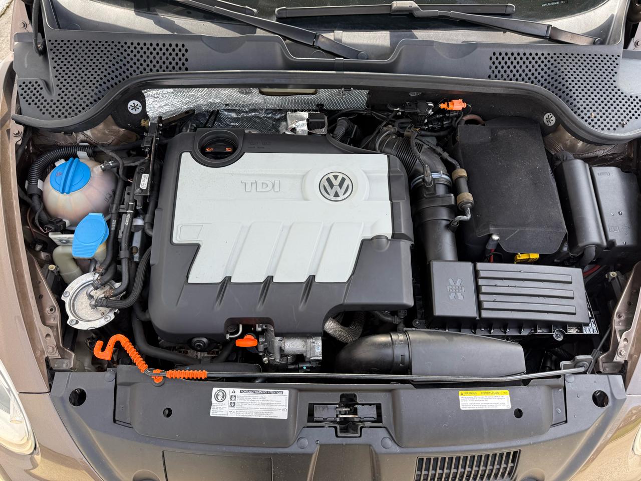 Volkswagen Beetle Convertible 2dr DSG 2.0L TDI 2013