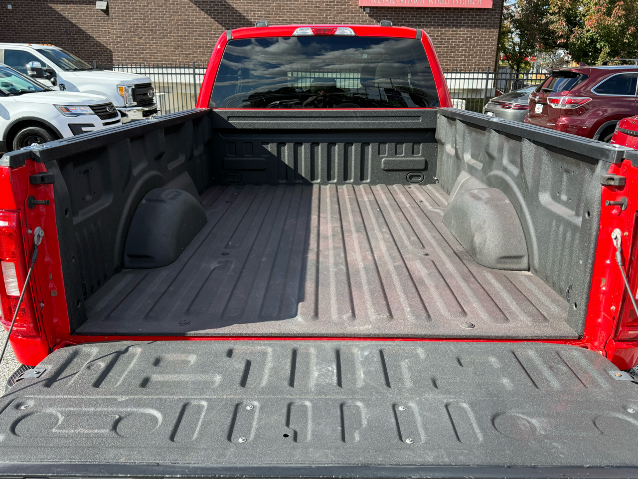 Ford F-150 XLT 4WD SuperCab 8' Box 2021 Ford F-150 XLT 4WD SuperCab 8' Box 2021