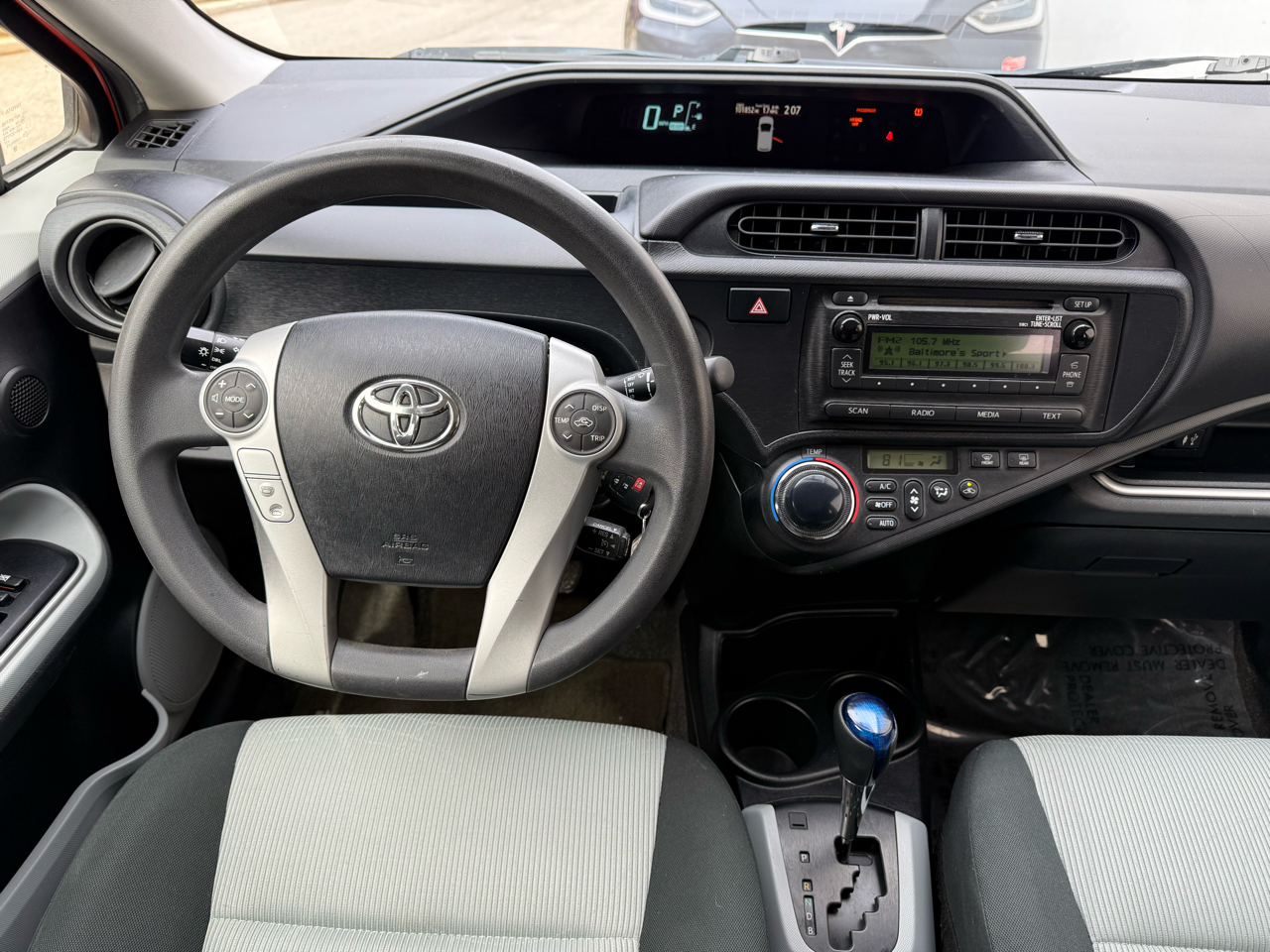 Toyota Prius c 5dr HB Three (Natl) 2014 Toyota Prius c 5dr HB Three (Natl) 2014