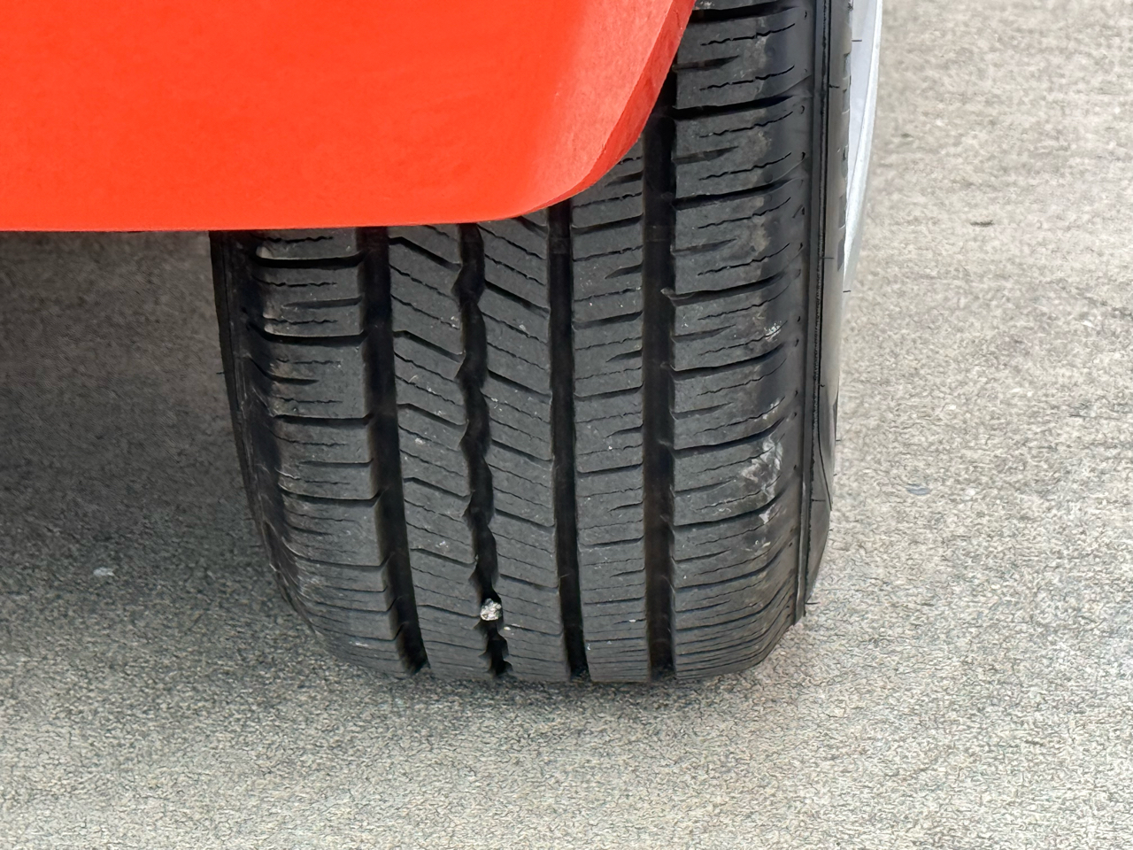 Toyota Prius c 5dr HB Three (Natl) 2014 Toyota Prius c 5dr HB Three (Natl) 2014