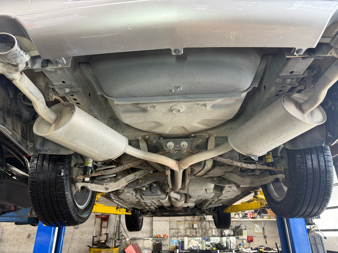 Cadillac DTS 4dr Sdn w/1SC 2006