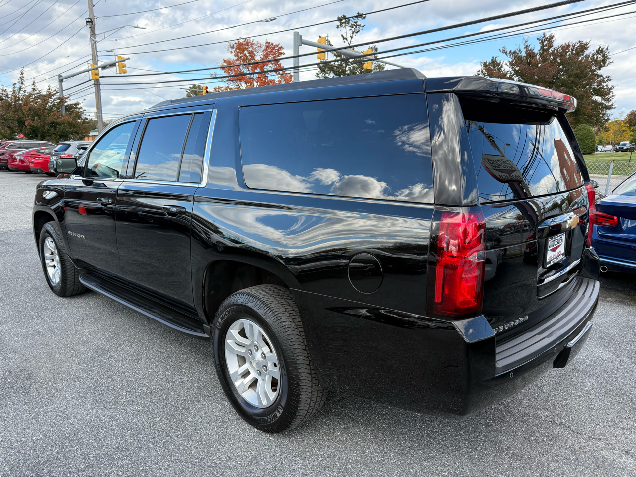 Chevrolet Suburban 4WD 4dr LS 2020 Chevrolet Suburban 4WD 4dr LS 2020