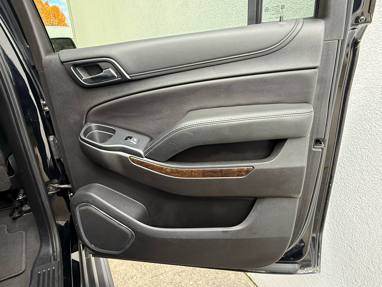 Chevrolet Suburban 4WD 4dr LS 2020 Chevrolet Suburban 4WD 4dr LS 2020