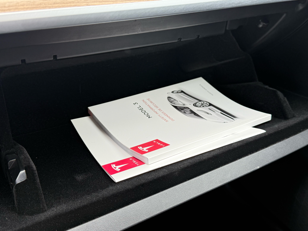 Tesla Model 3 Long Range Battery AWD 2018 Tesla Model 3 Long Range Battery AWD 2018