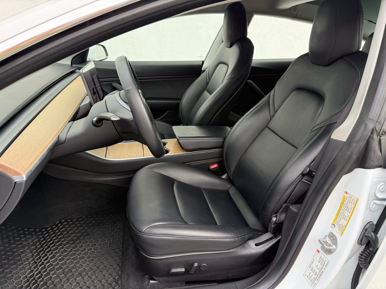 Tesla Model 3 Long Range Battery AWD 2018 Tesla Model 3 Long Range Battery AWD 2018