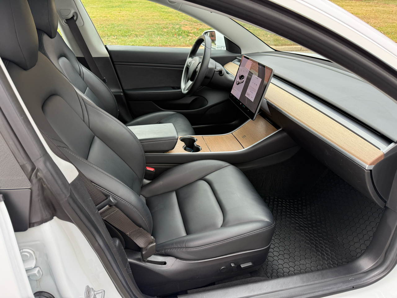 Tesla Model 3 Long Range Battery AWD 2018 Tesla Model 3 Long Range Battery AWD 2018