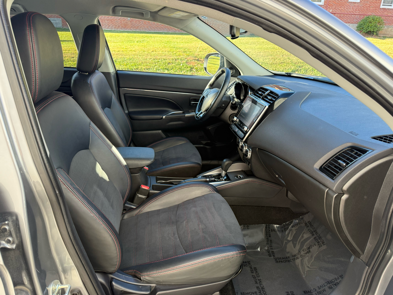 Mitsubishi Outlander Sport Trail Edition 2.0 AWC 2024 Mitsubishi Outlander Sport Trail Edition 2.0 AWC 2024