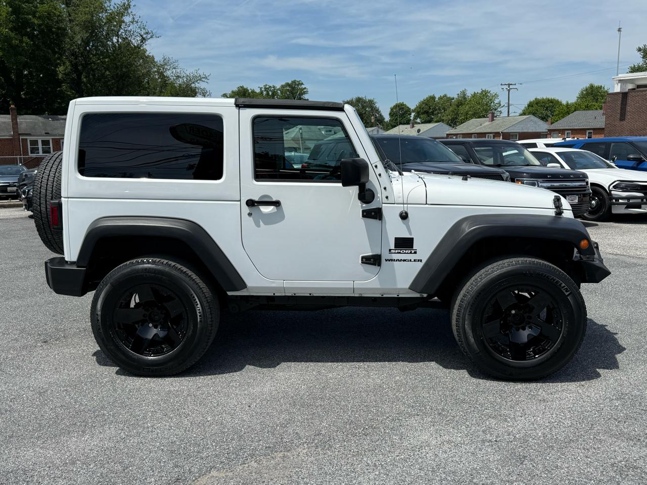 Jeep Wrangler 4WD 2dr Sport 2016