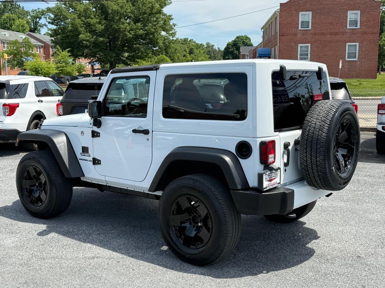 Jeep Wrangler 4WD 2dr Sport 2016
