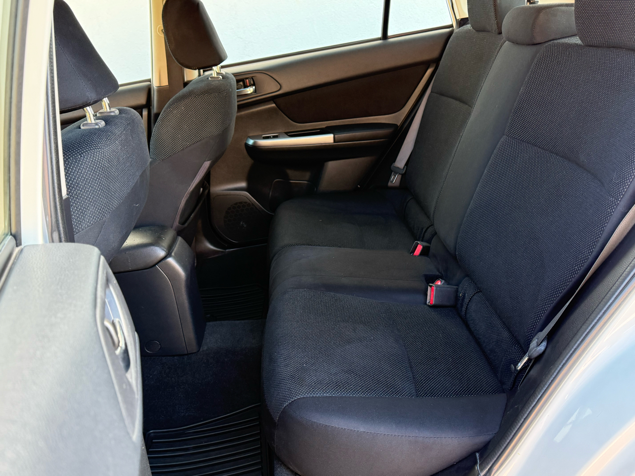 Subaru Impreza Wagon 5dr CVT 2.0i Premium 2015