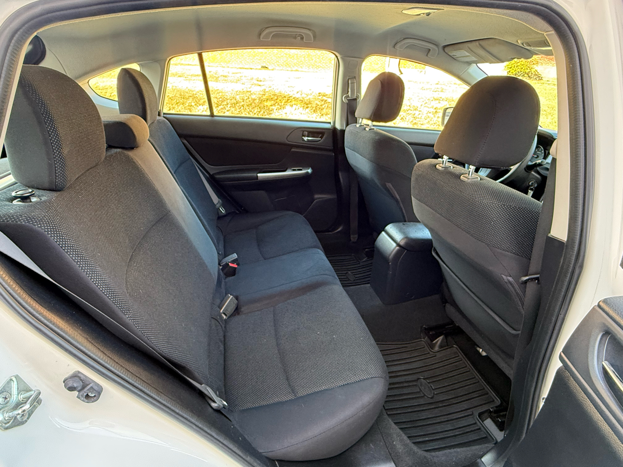 Subaru Impreza Wagon 5dr CVT 2.0i Premium 2015