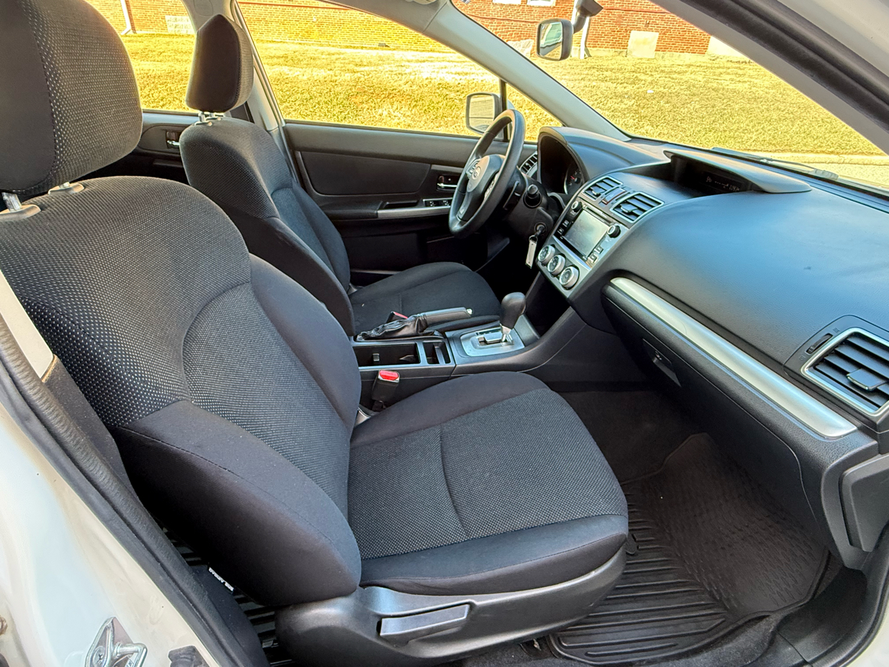 Subaru Impreza Wagon 5dr CVT 2.0i Premium 2015