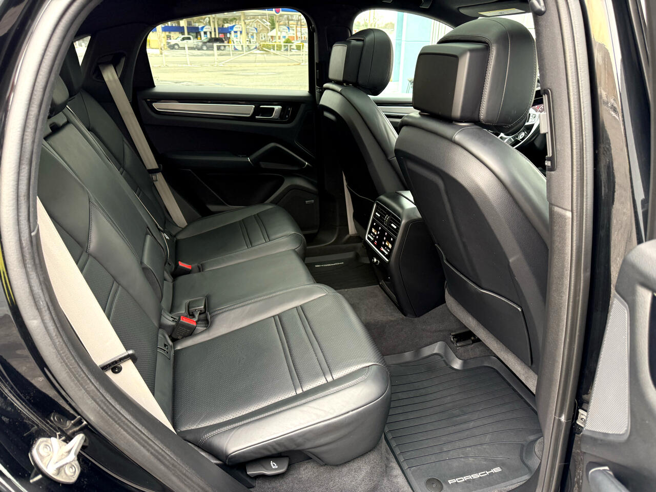 Porsche Cayenne Coupe AWD 2022