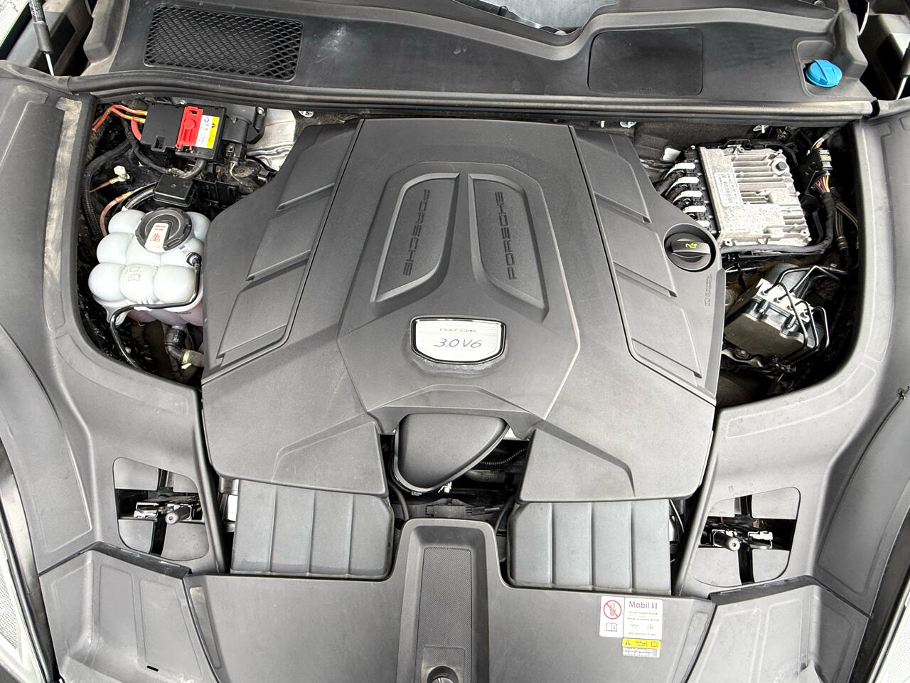 Porsche Cayenne Coupe AWD 2022