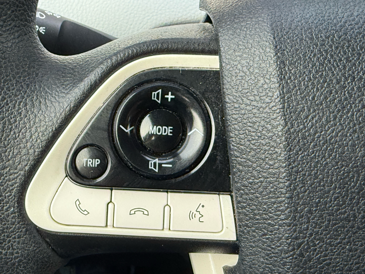 Toyota Prius Three Touring (Natl) 2018